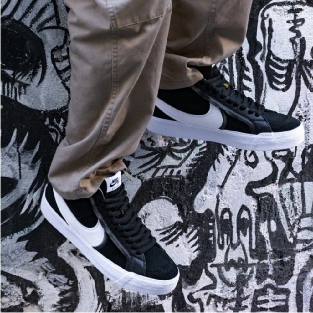 Nike SB Zoom Blazer Mid Prm Plus Shoes Size 10 Men/11.5 Women NEW Gym Streetwear - Picture 3 of 11